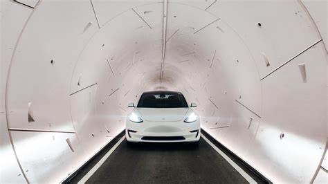 Boring Company: Erster Tunnel ist wahrlich langweilig, so erste Fahrer