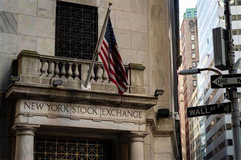 PE-Backed McGraw Hill, NIQ Global Intelligence Unveil IPO Terms