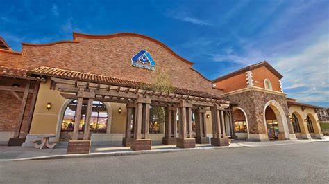 Albertsons sees digital success, but the channel has yet to turn a profit