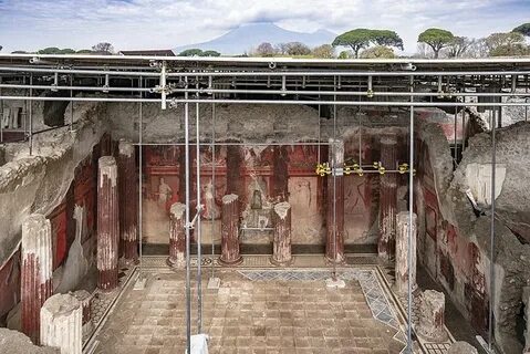Metropolitan Museum of Art to Return $550,000 in FTX Donations - ARTnews.com