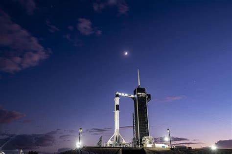 DOGE-1 Moon Mission Date Confirmed, SpaceX To Launch Next Year - CoinGape