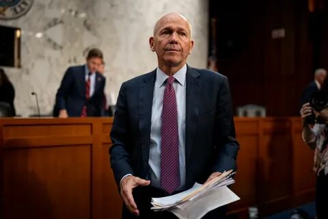 Boeing CEO Dave Calhoun admits ‘something went wrong’ after a worker who flagged a safety issue got 40 manager calls in two days - Yahoo
