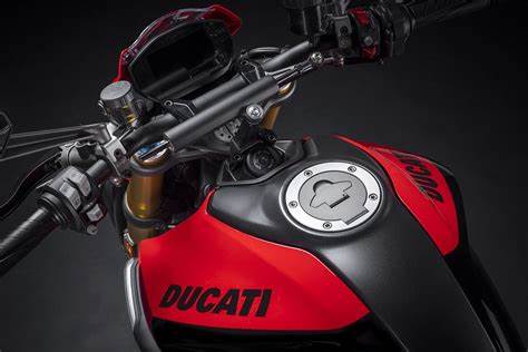 Ducati Monster SP: prezzo, velocità, scheda e rilevamenti - InMoto
