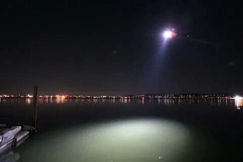 Passenger jet with 64 aboard collides with Army helicopter while landing at Reagan Airport near DC - Yahoo