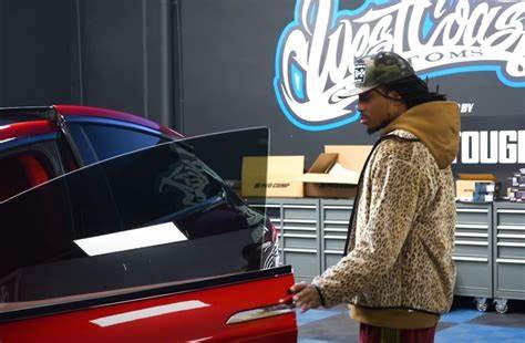 Quavo Relies on the Autopilot Feature on His Tesla Model X, Texts and Drives - autoevolution