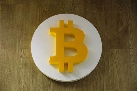 Bitcoin Touches a One-Month Low in a Broad Crypto Market Selloff - Bloomberg