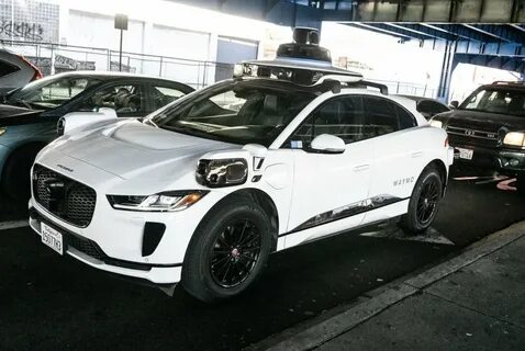 Waymo opts for Lyft for robotaxi expansion in Nashville next year