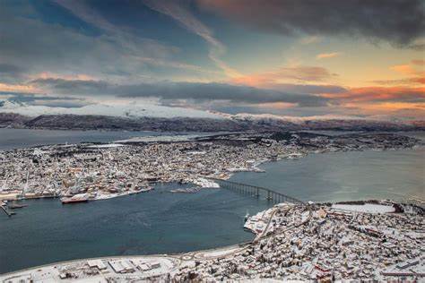 Reise zum magischen Licht im Norden Norwegen (Sommarøy / Tromsö)