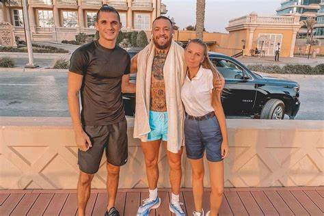 Dawg I thought you weren't broke" - Fans react as Conor McGregor promotes new token in a bid to "change the CRYPTO game