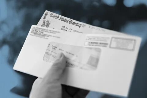 The IRS Is Sending Out $1,400 Stimulus Checks—See If You're Owed One - Yahoo Life