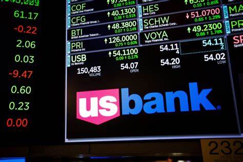 U.S. Bancorp Quarterly Earnings Rise as Loan-Loss Provision Falls