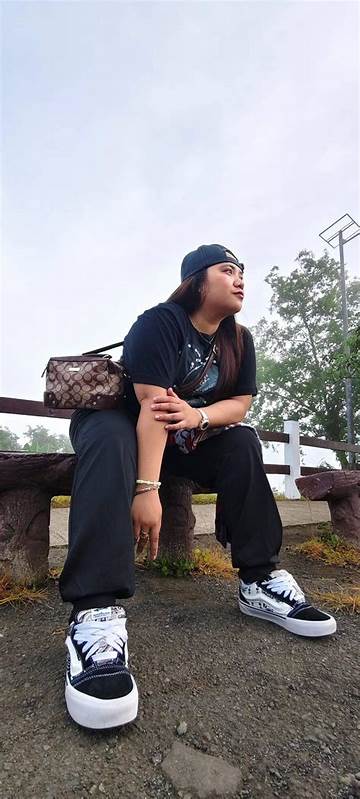 QUERY - Traduction anglais-français | PONS