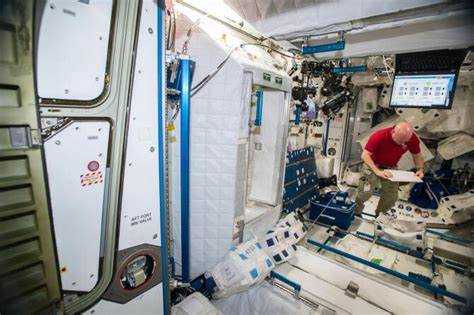 Scientists discover new microbes aboard research vessel