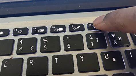 How to Enable Your Keyboard Backlight in Windows 10