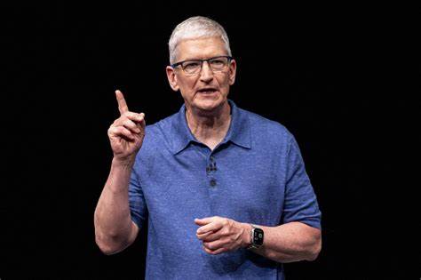 Veteran fund manager makes bold move on Apple, Marvell