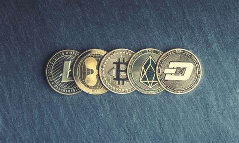 98% of Altcoins Have Peaked, Meme Coins Could Be Future High Performers: Andrew Kang - CryptoPotato