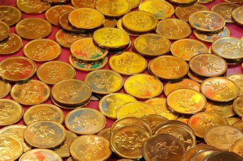 When the cryptocurrency bubble pops, these tokens are built to survive - MIT Technology Review