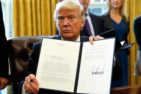 Trump Breaks Crypto Silence, Signs Executive Order For National Digital Asset Stockpile - Blockhead