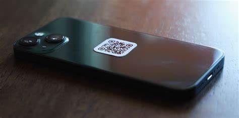 Show HN: Qrl.fyi – Put a QR code on your stuff to help return lost items