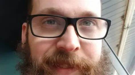Crypto gambler 'shoots himself on live-stream after losing $500 in memecoin investment' - The Mirror US