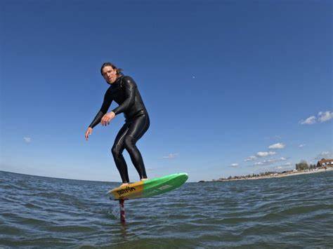 Trendsport auf dem Bodensee: Was ist eigentlich Pump-Foiling?