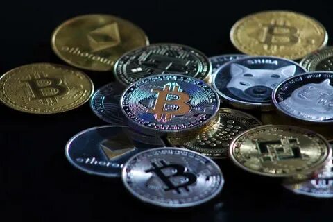 Altcoins At Risk Of More Losses As Market Shifts Heavily Toward A Bitcoin Season | Bitcoinist.com - Bitcoinist