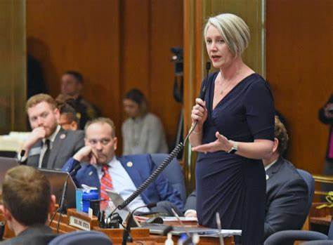 North Dakota House passes bill establishing immigration law clinic at UND - Yahoo News