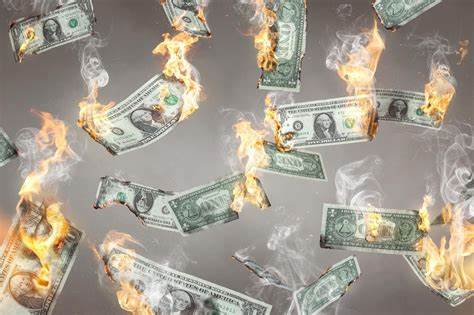 Debunking the Myth: Is the U.S. Dollar About to Collapse?