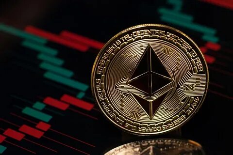 Ethereum (ETH) starts to break downtrend