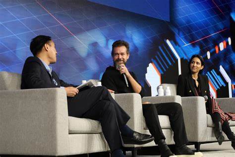 S&P 500 Is Getting More Bitcoin Exposure as Block Joins the Club