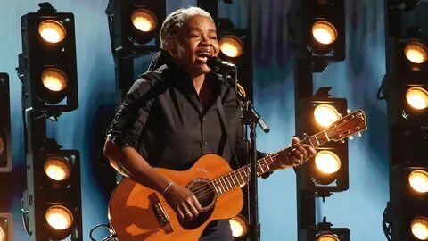 Tracy Chapman's Grammys Appearance Was the Event of the Night. Here's How It Happened - Rolling Stone