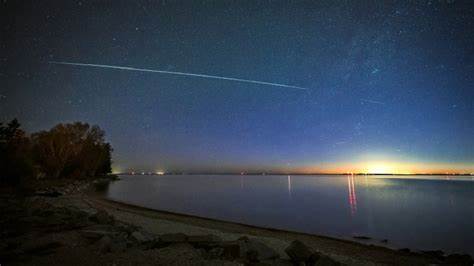 How to see the Lyrid meteor shower despite the bright moon - Mashable