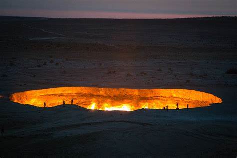 A Mile-Long Gateway to Hell Opens Up in Iceland