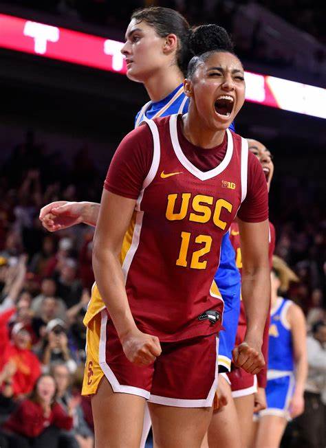 Women's March Madness highlights: results, JuJu Watkins updates