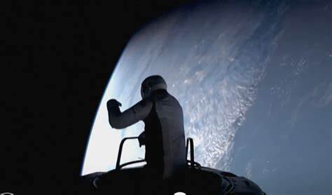 SpaceX: Billionaire leaves spacecraft on perilous first ever spacewalk