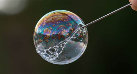 Could a Quantum Computing Bubble Be About to Pop? History Offers a Clear Answer