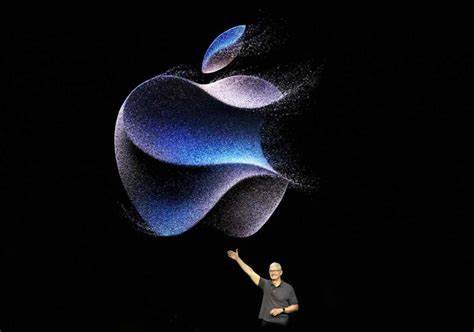 Apple Earnings Are Next Week. Why This Analyst Says Be Cautious