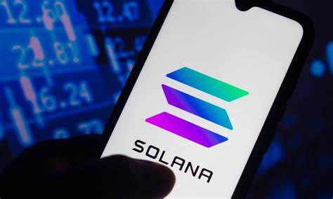 Solana Hits $275 Lifetime Peak as Official Trump Memecoin Surges to $8B