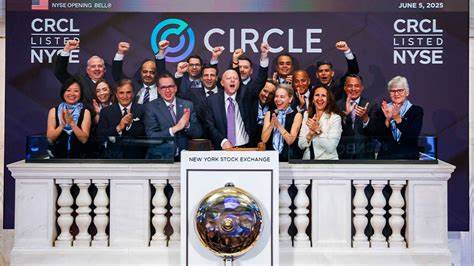 Circle Stock Round-Trips 22% Rally As Analyst Cuts Stablecoin IPO To Sell