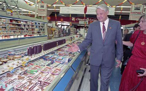 When Boris Yeltsin went grocery shopping in Clear Lake (2018)