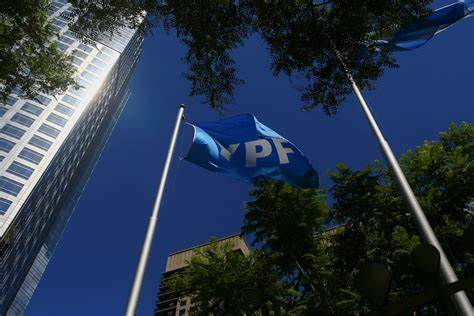 US appeals court puts Argentina's 51% YPF stake turnover on temporary hold