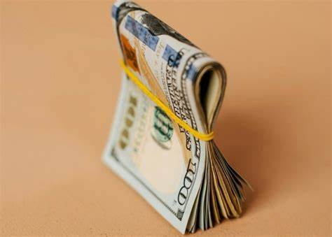 UC divests hedge funds as CIO criticizes high fees, low returns