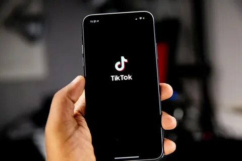 Hbar Foundation Joins OnlyFans Founder's Bid to Acquire TikTok in Surprise Move - blockhead.co