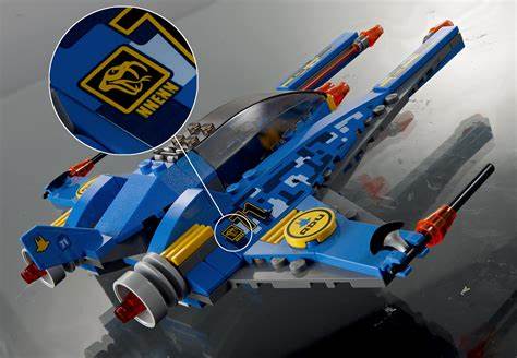 Nnenn Lego Artist (Flickr)