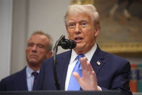 Trump Calls for Ending Quarterly Earnings Reports