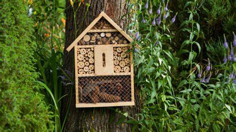 Buy insect hotels now in the Garden Pet Shop - aquatana.ch
