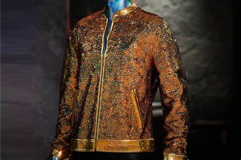 Million-Dollar Dolce & Gabbana Digital Suit Fractionalized on Ethereum L2 Base—Here’s Why - Decrypt