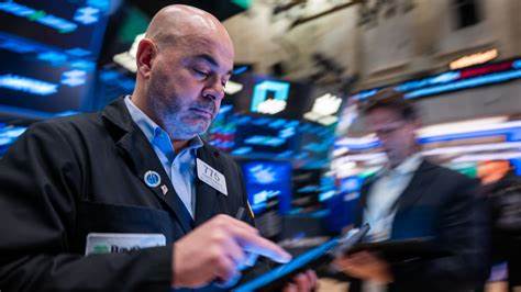 Treasury Yields Rise as Global Markets React to Tariffs Delay