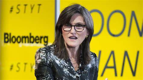 Cathie Wood's ARK: Bitcoin's Bullish Momentum Slows as Long-Term Holder Stacks Hit Record