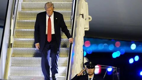 Trump's love for crypto heralds a new era, and Australia may be forced to follow - SBS News